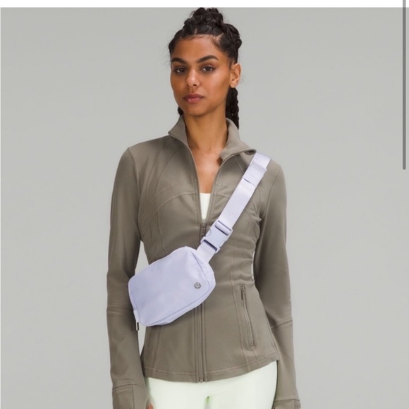 BRAND NEW LULULEMON BELT BAG - Picture 4 of 11